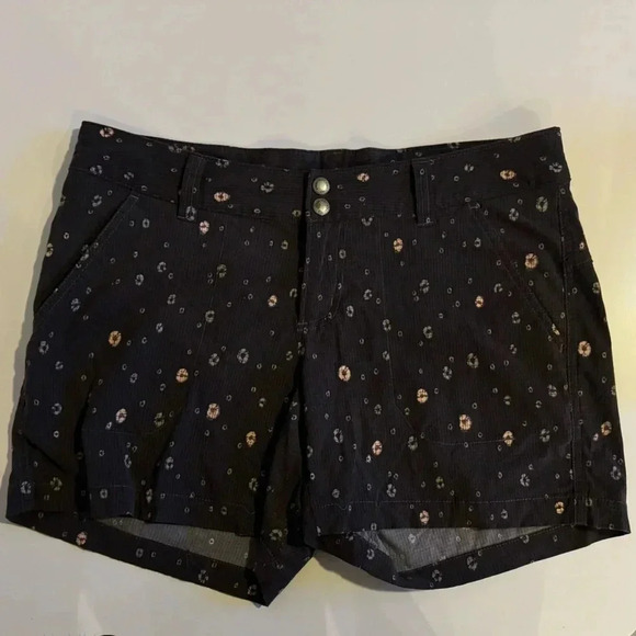 Columbia Geometric Regular Size 10 Shorts for‎ Women - Picture 1 of 4
